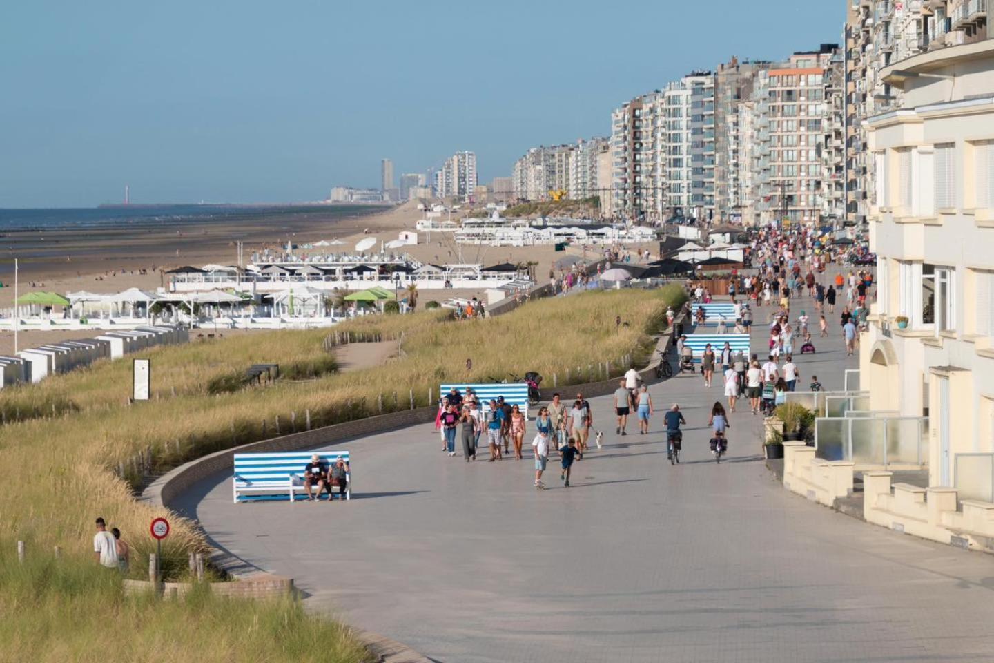 Hotel Westendia And Free Parking Top Breakfast Westende Exterior photo